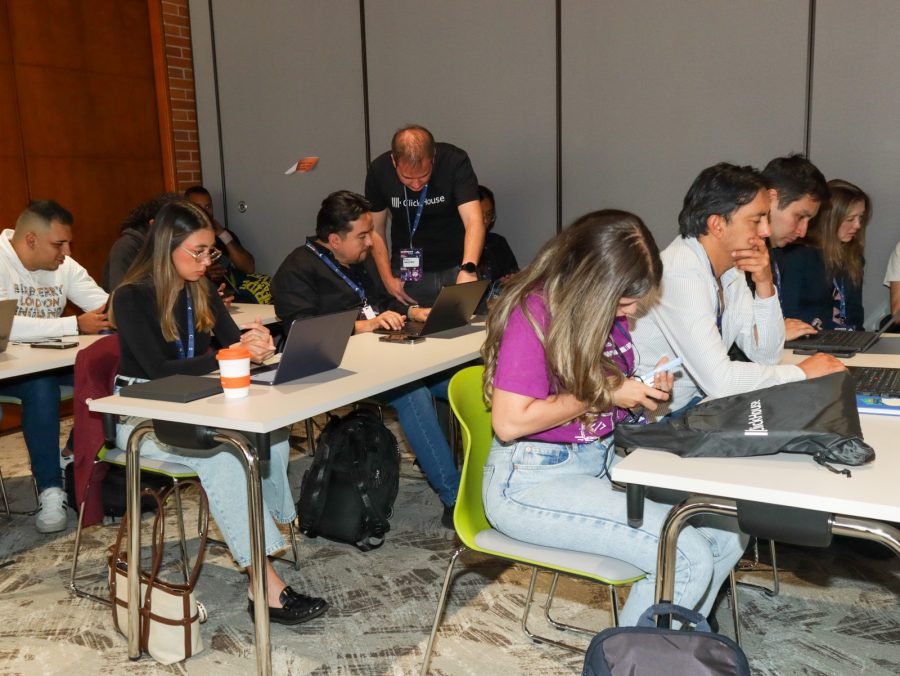 Mesas de trabajo en los hands-on labs